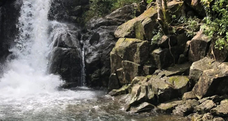 Makkiyad Meenmutty Waterfalls